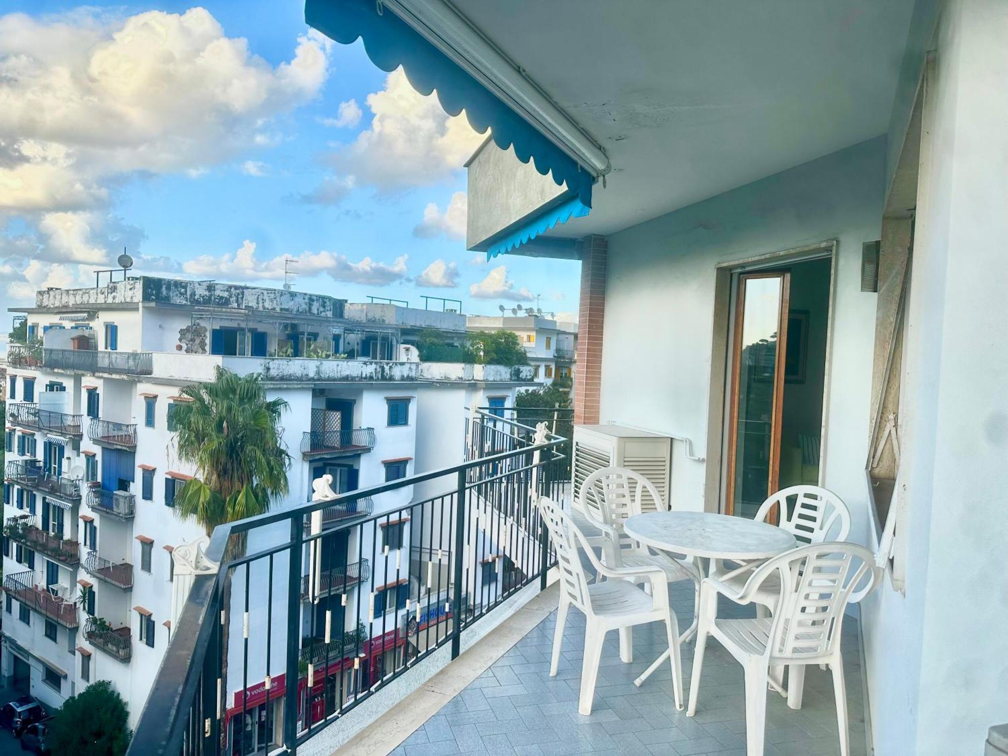 Roof And Sky Sorrento Center Suite Екстер'єр фото